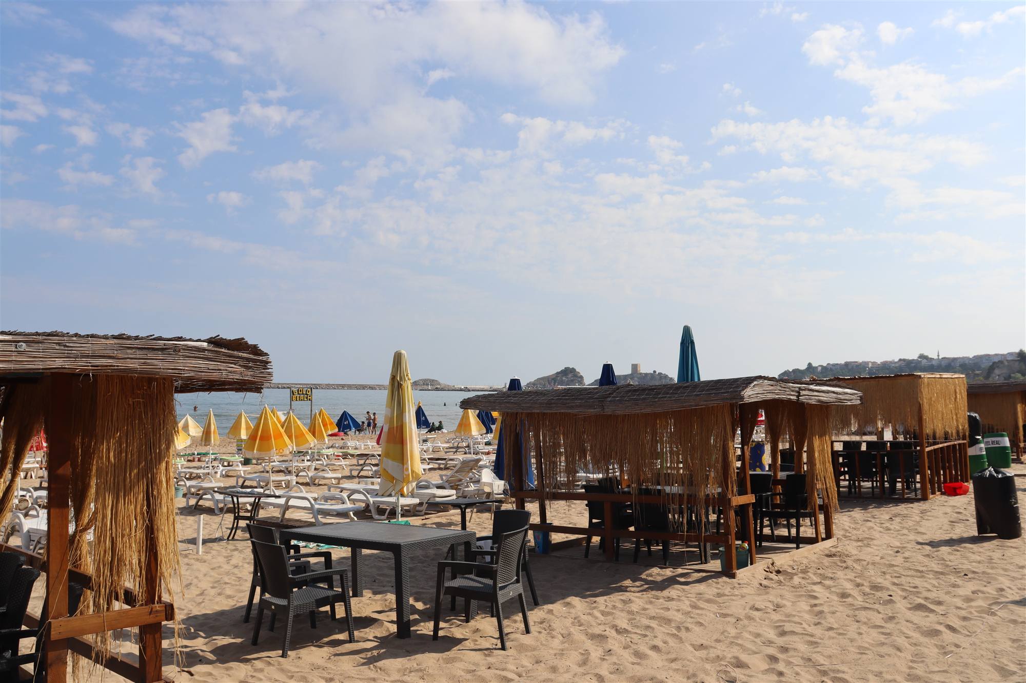 Gold Beach locaları ve Ayazma sahili